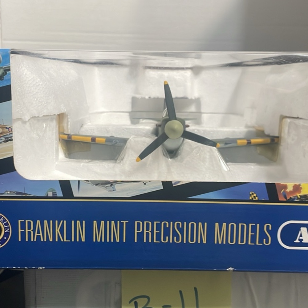 The Frankling Mint Airplane Midel